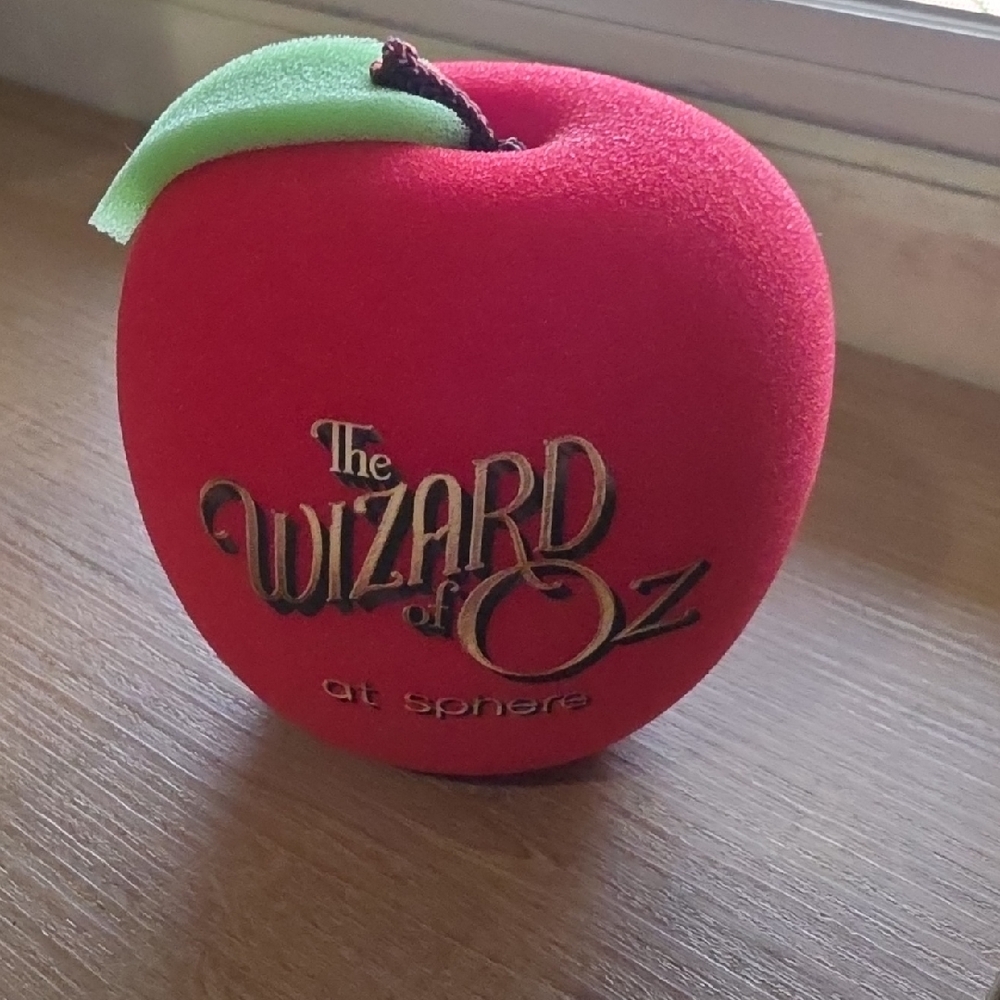 The Wizard of Oz Red Velvet Apple Display